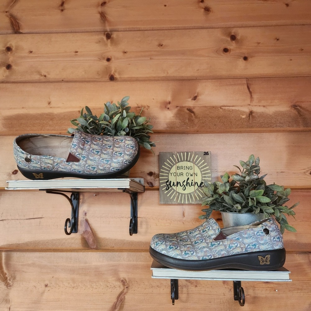 Alegria PG Lite Keli 7605 Love You Mucha SlipOn Leather Clog Nursing Shoe 39/8.5